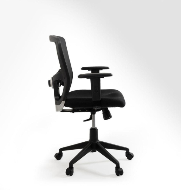 37 Jazz Medium Back Chair